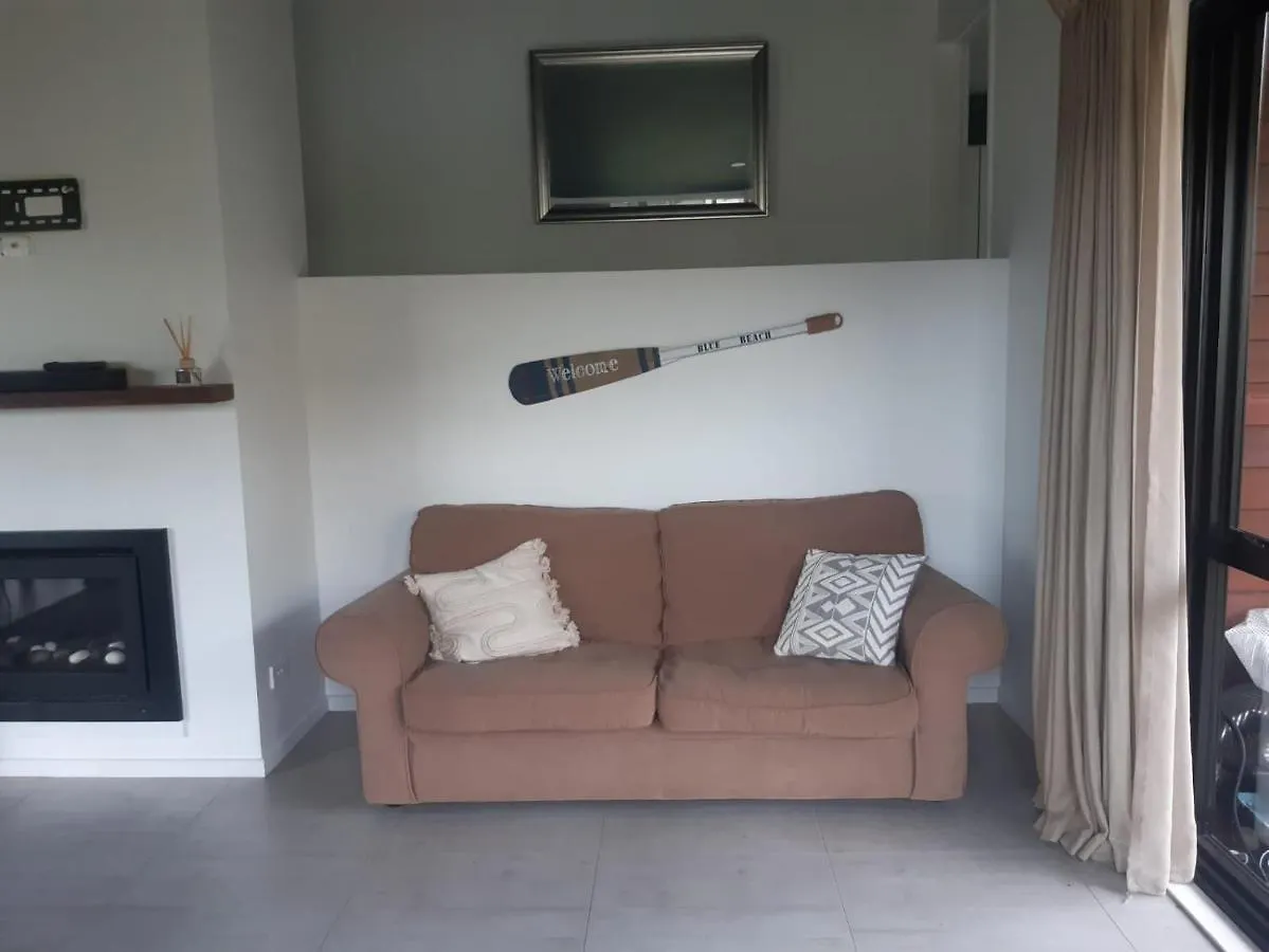Holiday home Panoramic Views From Spacious New Beach House Christchurch