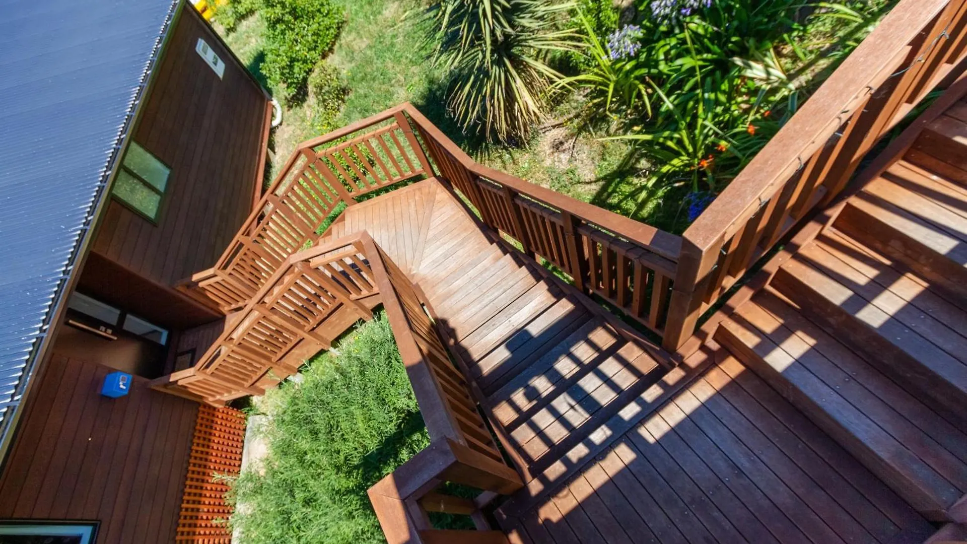 Panoramic Views From Spacious New Beach House Christchurch New Zealand