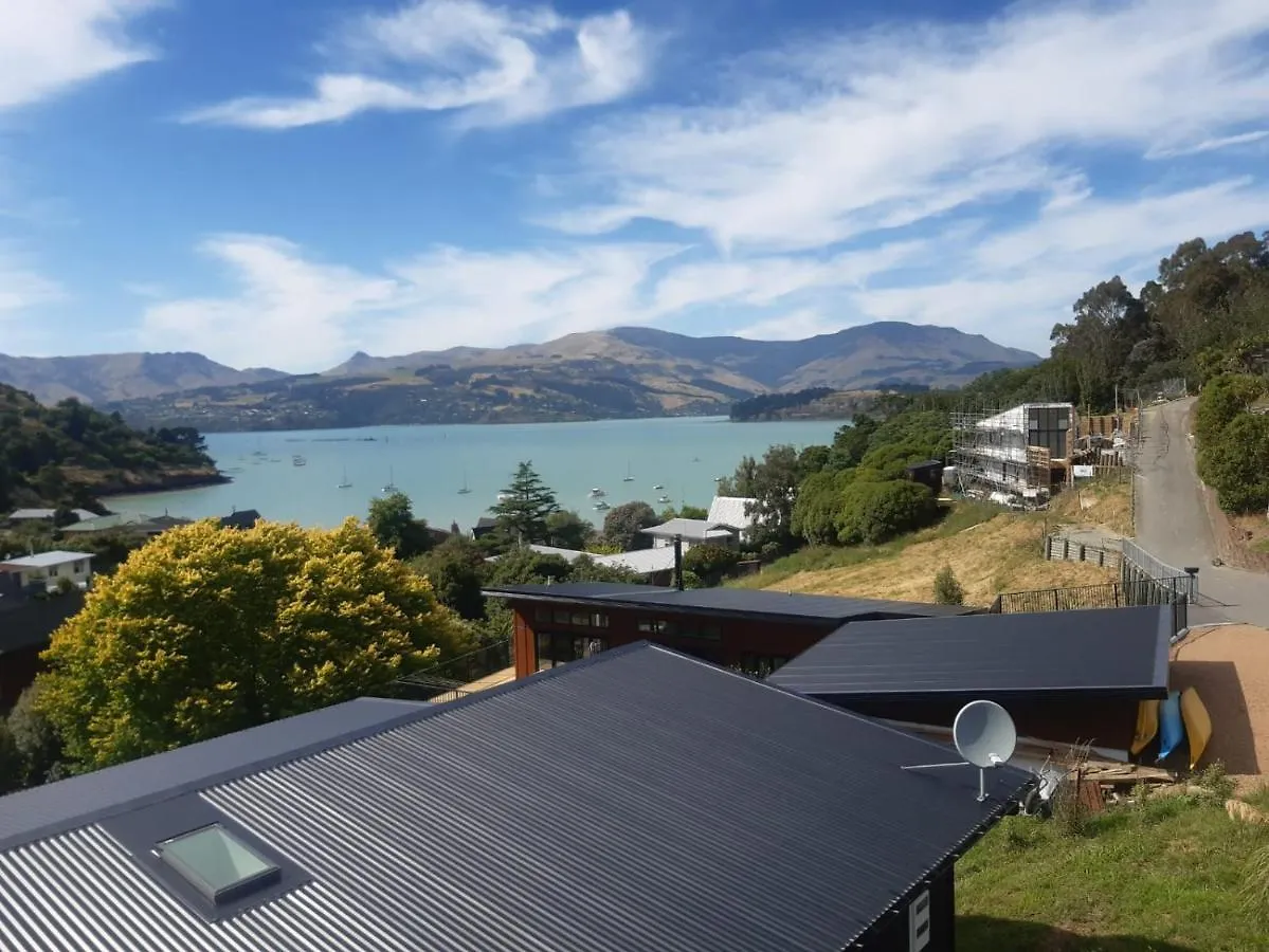 Panoramic Views From Spacious New Beach House Christchurch