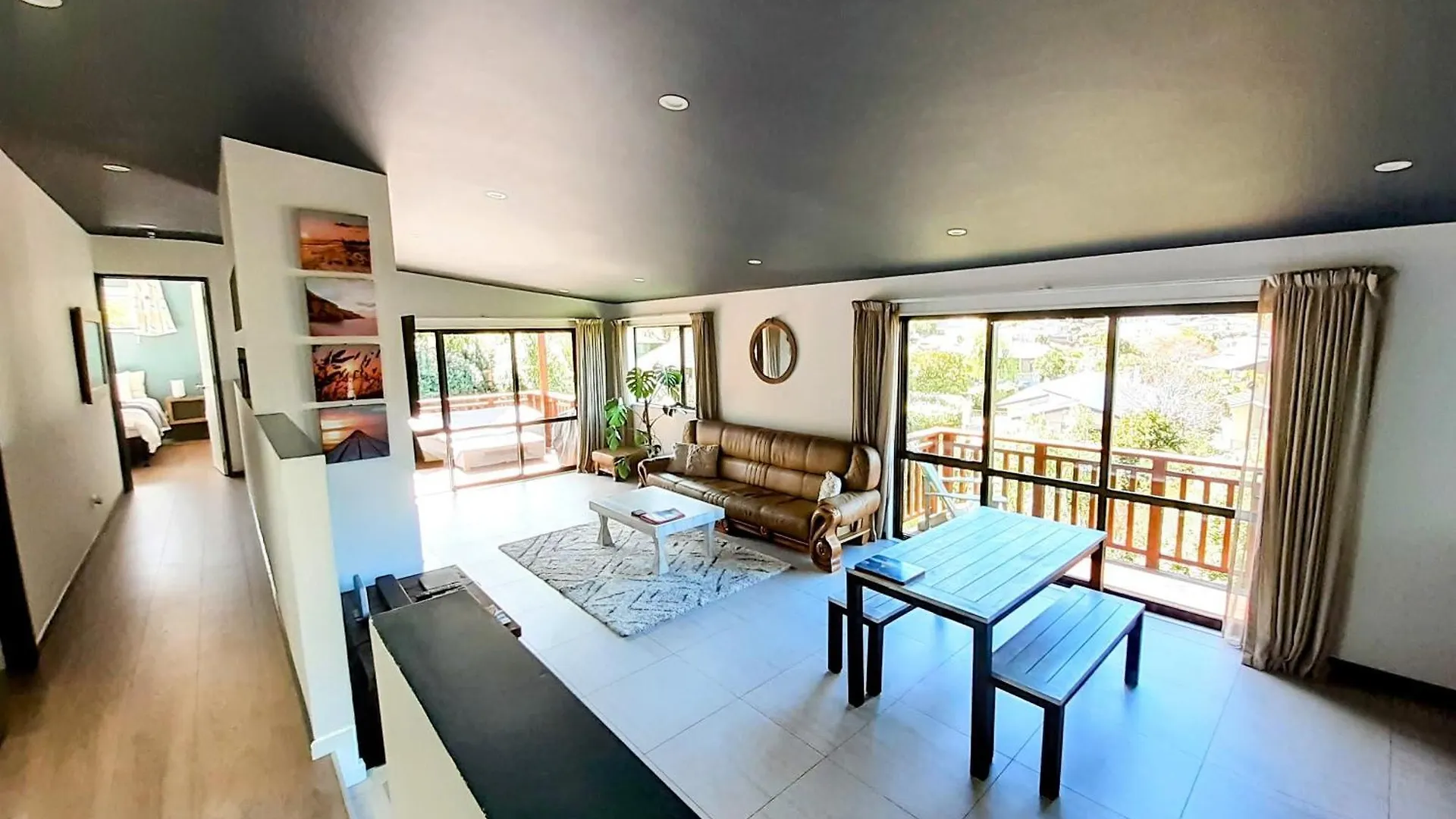 Panoramic Views From Spacious New Beach House Christchurch Nový Zéland